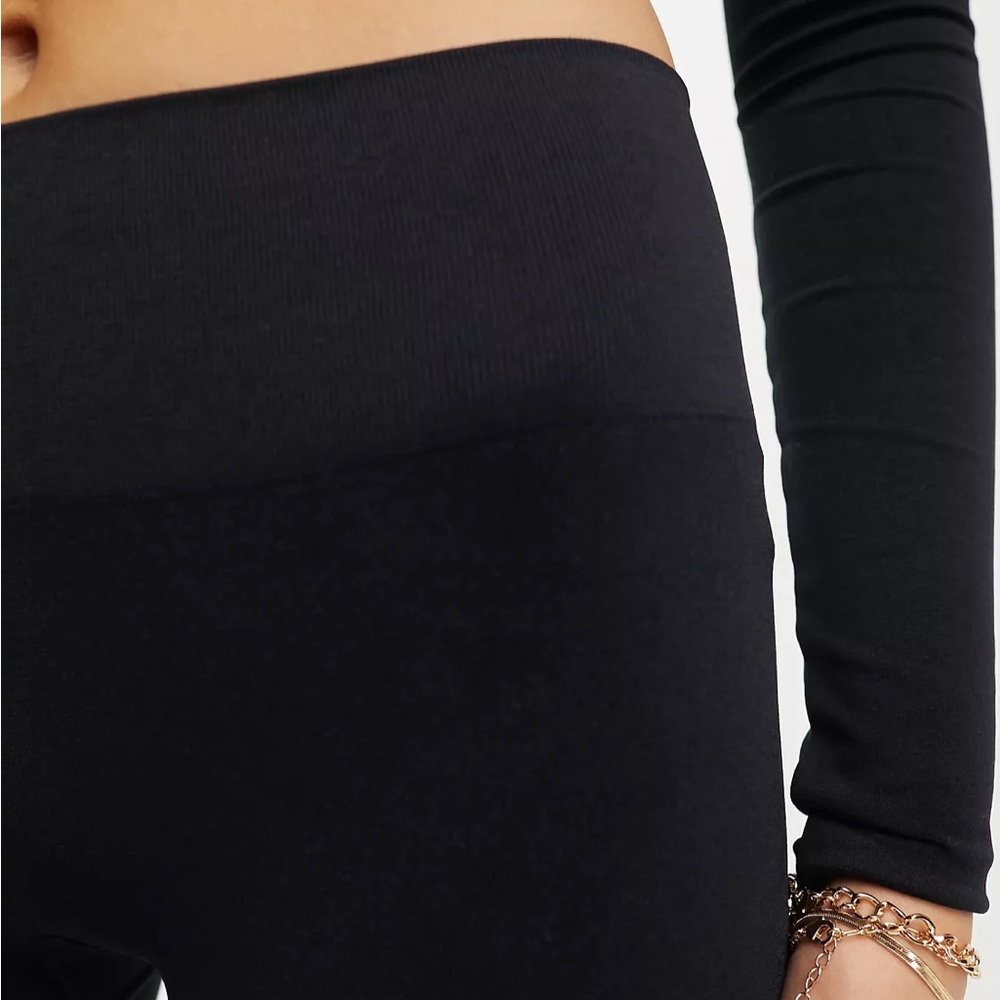Pull&Bear high rise second skin leggings in black